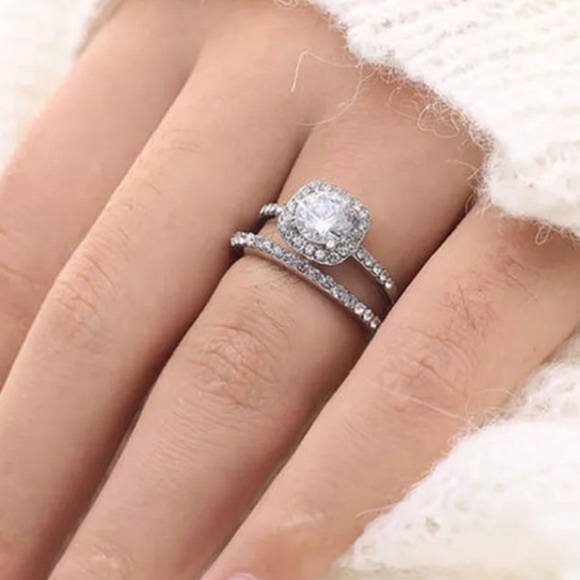 Sterling Silver Engagement Set Ring - Picture 4 of 4